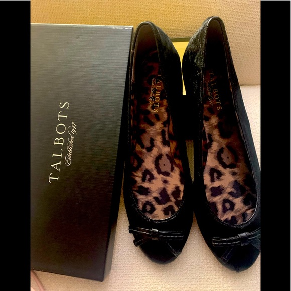 New Talbots Black Calf Hair Ballerina Slip On Flat Shoes SZ 9.5 - Picture 2 of 7